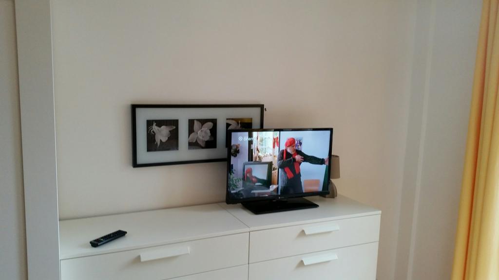 Apartmany 33 A 8 Ad Kamzik ドノヴァリ エクステリア 写真